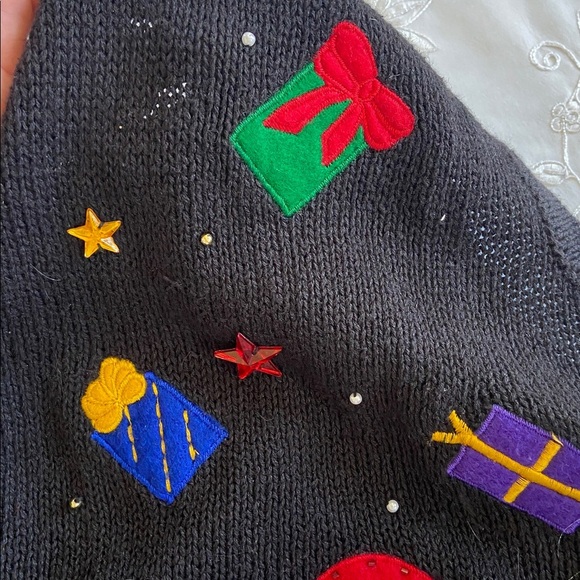 Vintage Bobbie Brooks Festive Christmas Sweater Vest Size 18W/20W Embroidered - Picture 14 of 14